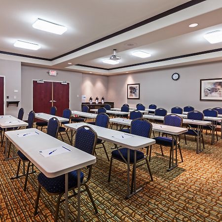Holiday Inn Express & Suites Cleveland By Ihg Eksteriør billede