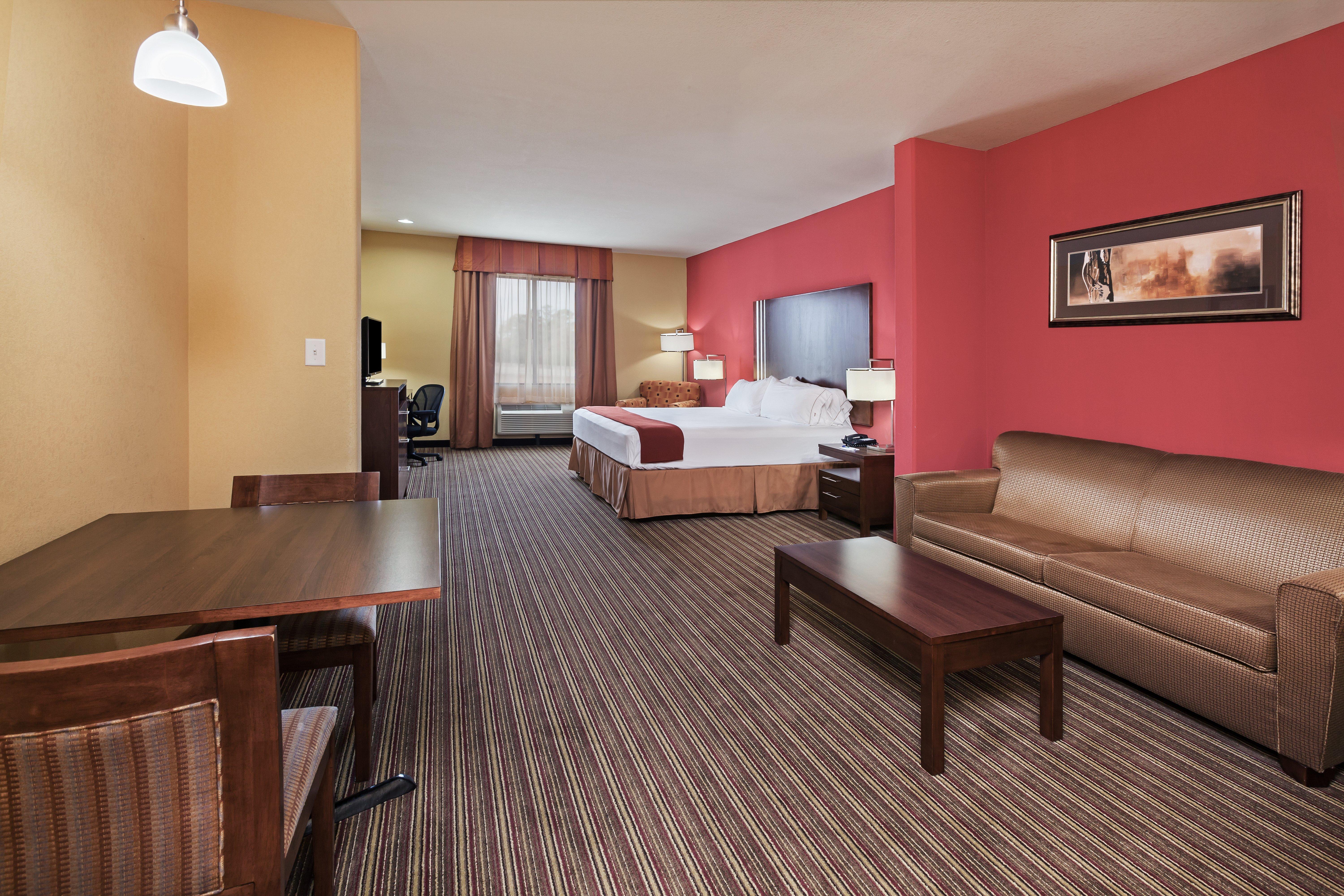 Holiday Inn Express & Suites Cleveland By Ihg Eksteriør billede