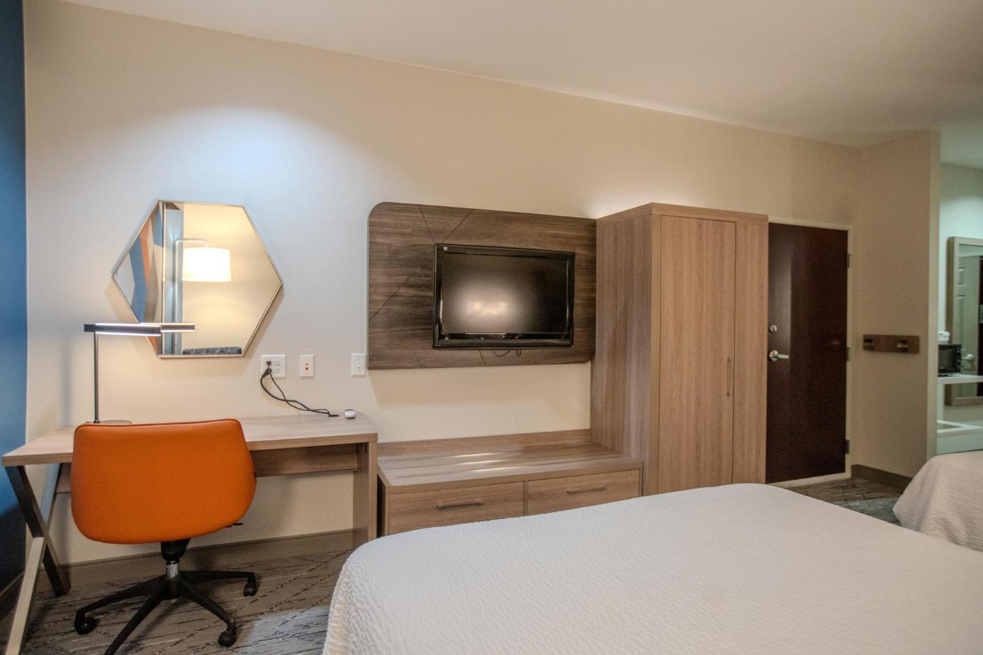 Holiday Inn Express & Suites Cleveland By Ihg Eksteriør billede
