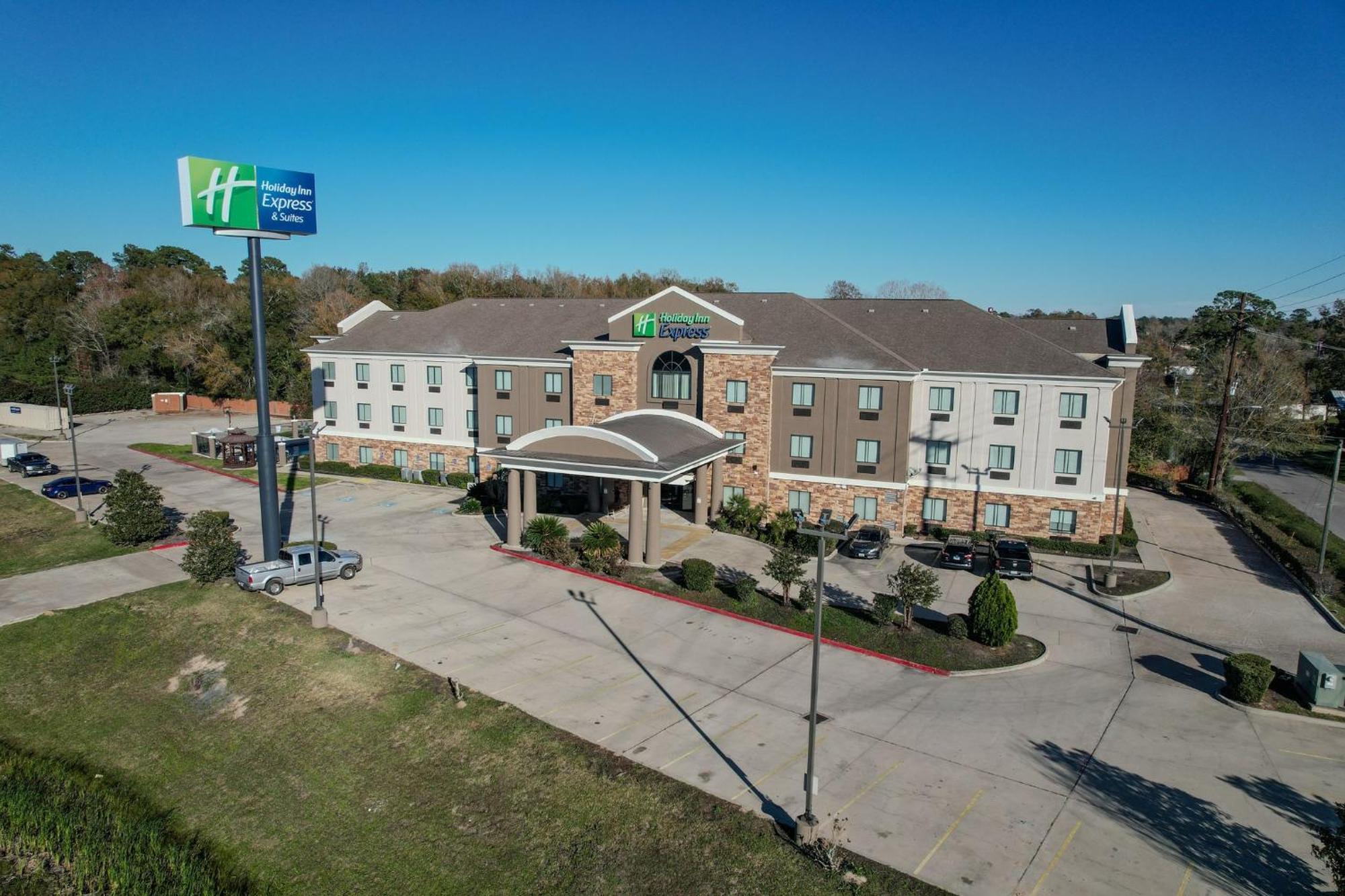 Holiday Inn Express & Suites Cleveland By Ihg Eksteriør billede