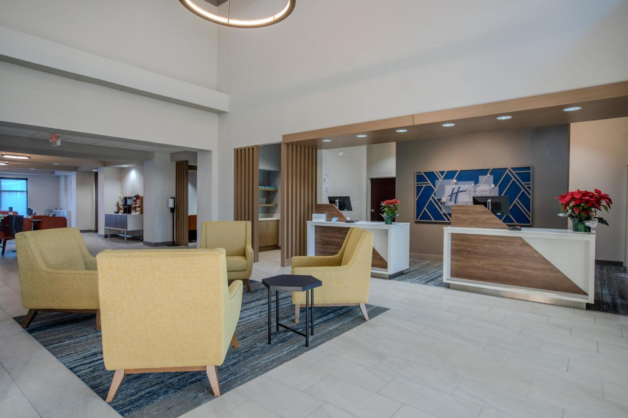 Holiday Inn Express & Suites Cleveland By Ihg Eksteriør billede